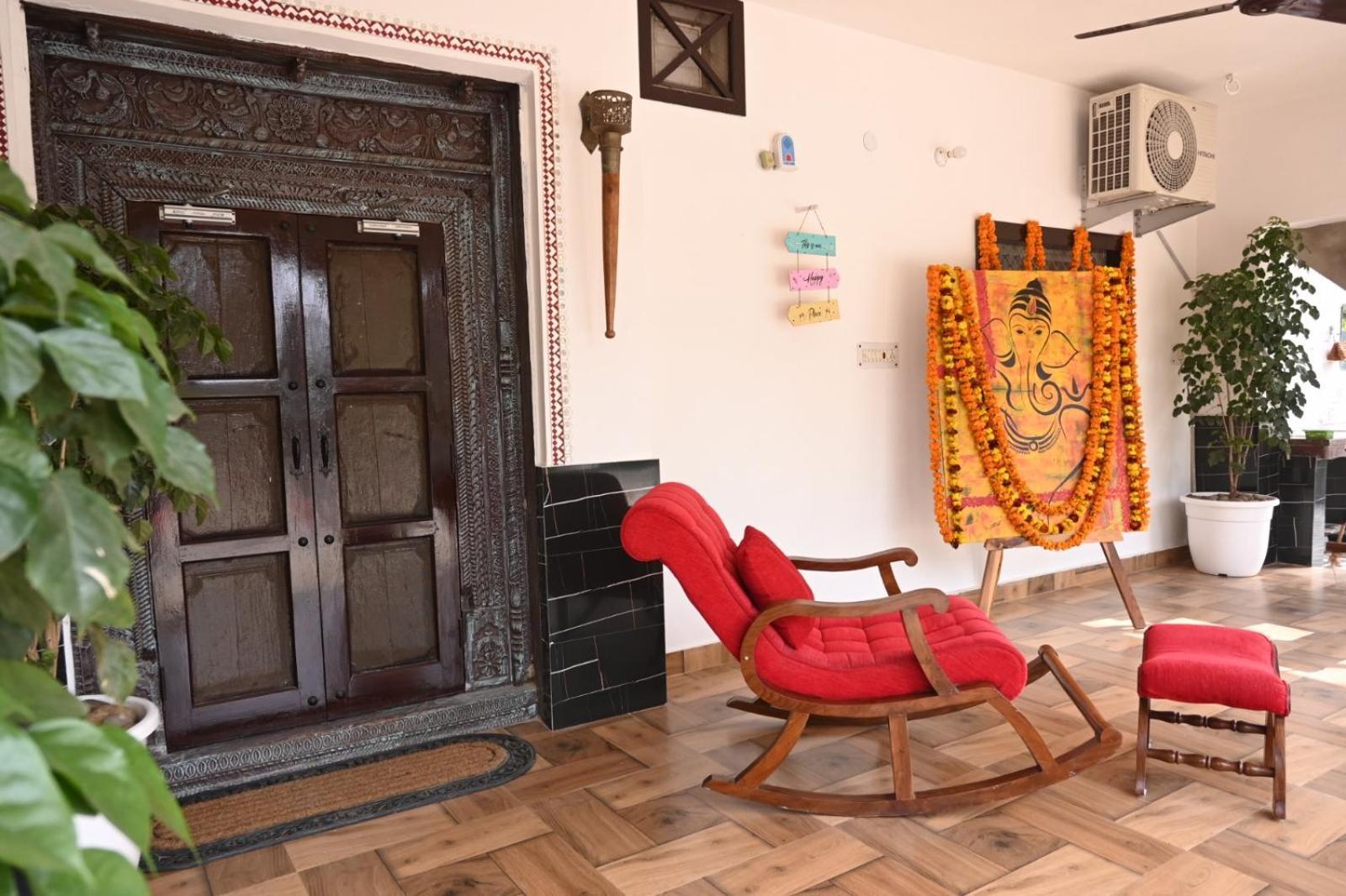 Shobhayan Inn, Airport Railway Station Pickup Free Ayodhya Extérieur photo