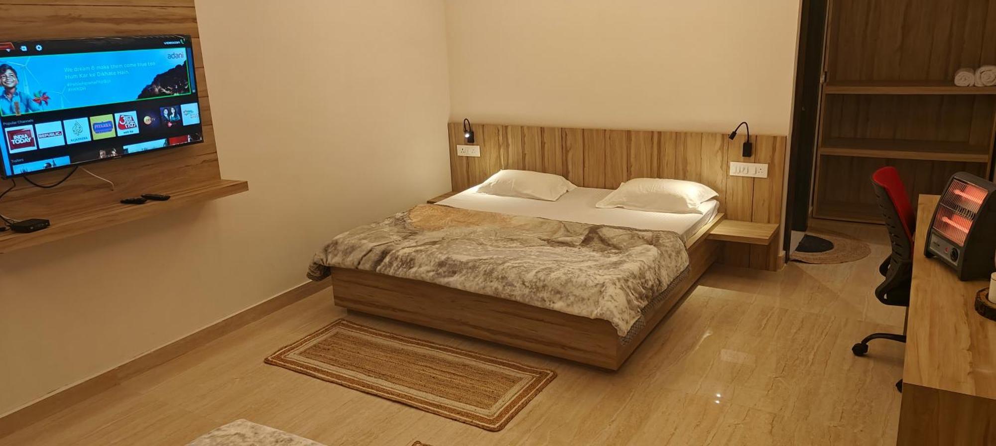 Shobhayan Inn, Airport Railway Station Pickup Free Ayodhya Extérieur photo